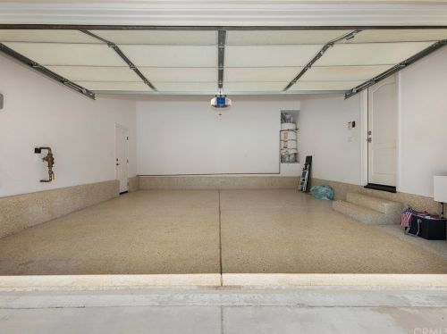 57 Volta Del Tintori St, Lake Elsinore CA  92532-0143 exterior