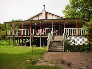 590 Lakeside Dr, Adair, OK 74330-3077