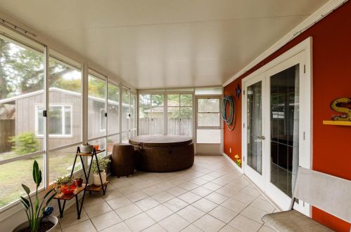 7098 78th St, Pinellas Park FL  33781-3731 exterior