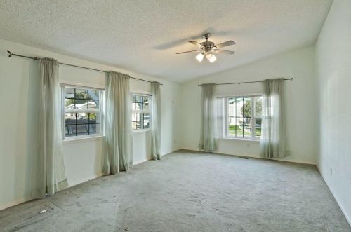 6 Whispering Way, Lodi CA  95242-9563 exterior