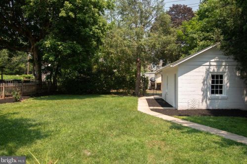 347 Perkiomen Ave, Lansdale PA  19446-3526 exterior