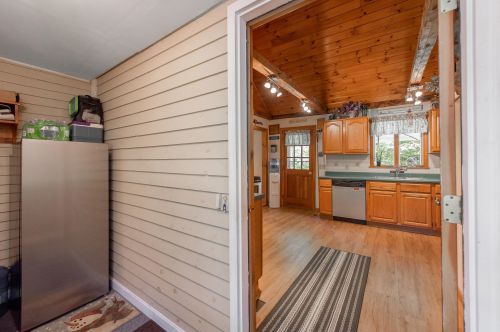 947 Old Bristol Rd, New Hampton, NH 03256-4323