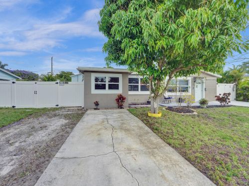 912 Ironwood Rd, West Palm Beach, FL 33408-4014