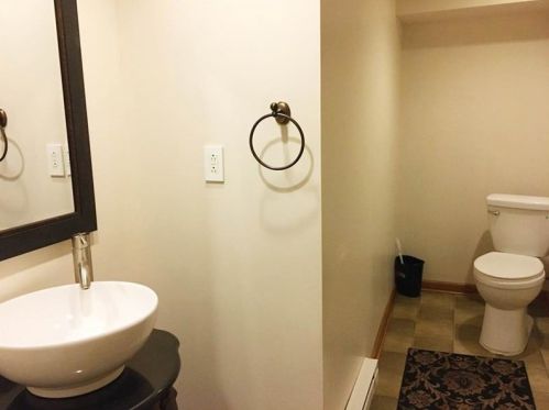 503 Grandview Ave, Zelienople PA  16063-1248 exterior