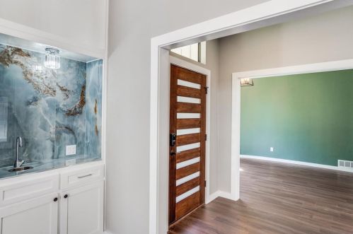 2301 Newcastle Cir, Plano TX  75075-3328 exterior