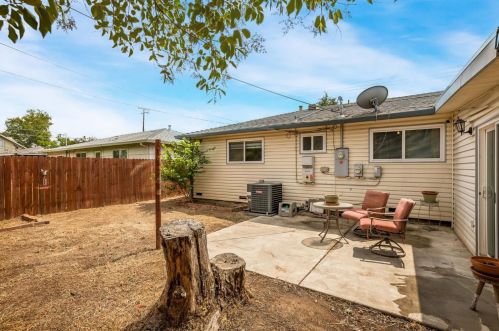 713 O St, Rio Linda CA  95673-2353 exterior