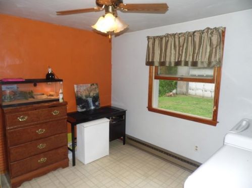 4706 Smithfield St, Mckeesport PA  15135-1216 exterior