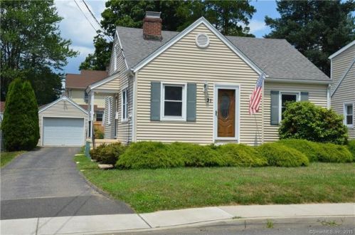 31 Emerson St, Norwalk, CT 06855-2103