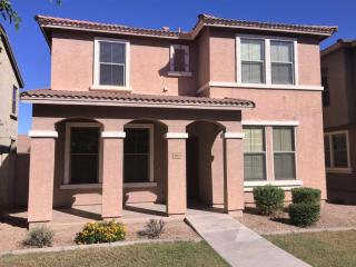 1947 Oxford Ln, Gilbert, AZ 85295-5036