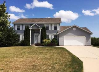 6866 Dory Dr, Hales Corners, WI 53132-8354