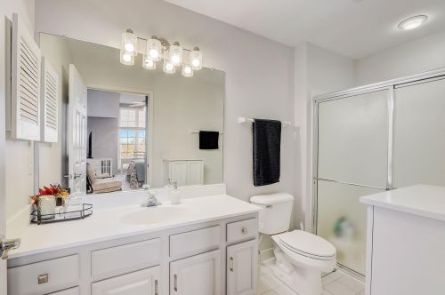 8993 Woodbridge Dr, Greendale WI  53129-1084 exterior