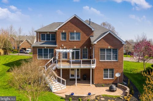 15713 Rothschild Ct, Haymarket, VA 20169-6177