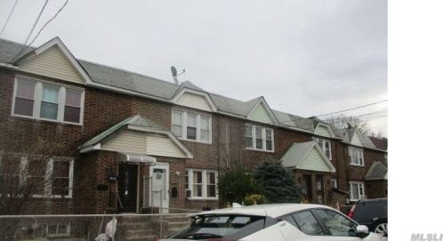 119-27 145th St, Jamaica, NY 11436-3632