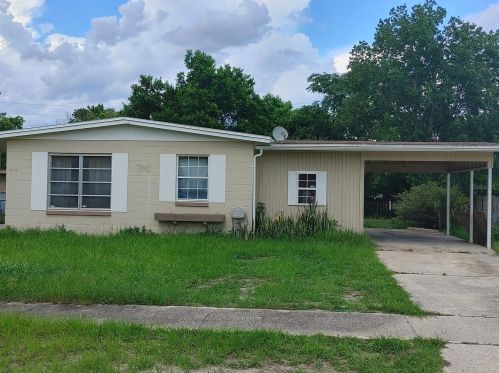 2321 Hadley St, Deltona, FL 32738-3030