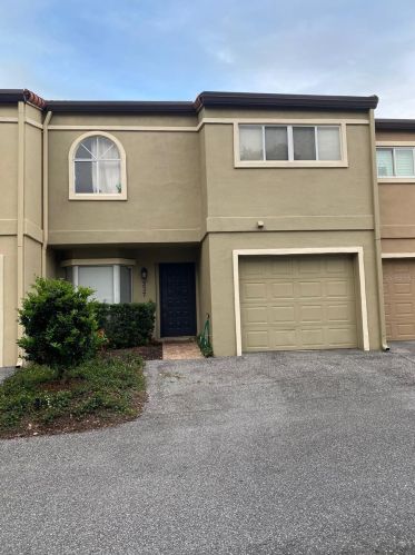 237 Quayside Cir, Maitland, FL 32751-5795