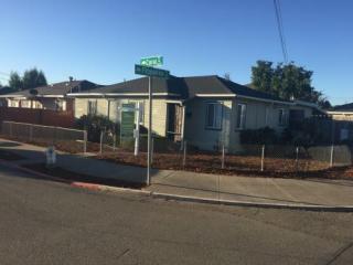 9301 Coral Rd, Oakland, CA 94603-1011