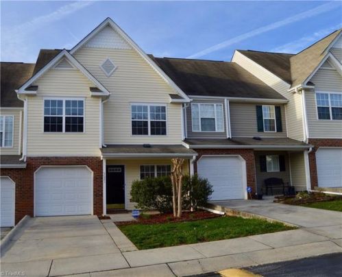 5621 Fellowship Dr, Greensboro, NC 27410-1825