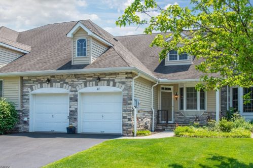 47 Schindler Ct, Parsippany NJ  07054-3309 exterior