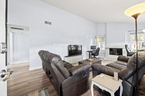 5112 Fino Dr, San Diego, CA 92124-2012