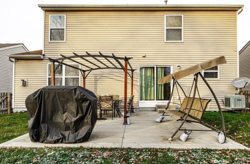 8311 Crete Ln, Blacklick OH  43004-8307 exterior