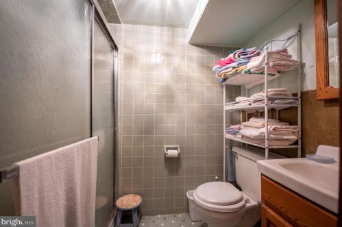 647 Marshall St, Norristown PA 19401-5136 exterior