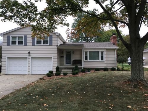 6301 Apache Ln, Youngstown, OH 44514-1823