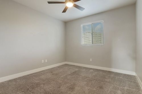 569 Springer Ln, Lodi CA  95242-9224 exterior