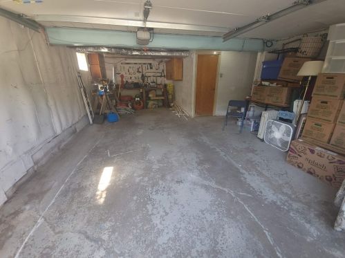 6279 Poketa Rd, Verona PA  15147-3305 exterior