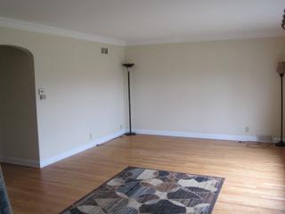 3219 Ruskin St, Milwaukee WI  53215-4221 exterior