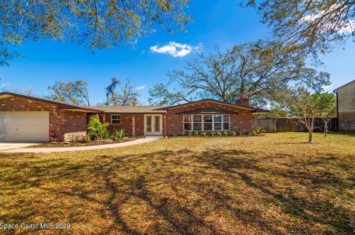64 Fairglen Dr, Titusville, FL 32796-3013