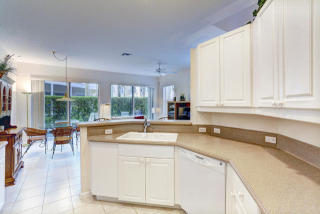 602 Resort Ln, West Palm Beach FL  33418-7053 exterior