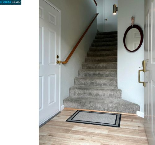 11801 Newbridge Way, Pleasanton CA  94568-2354 exterior