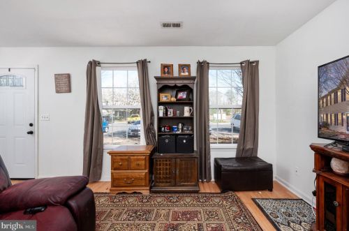 9940 Matti Hill Ct, Fredericksburg VA  22408-9222 exterior