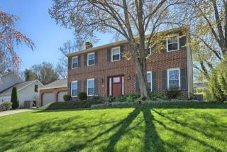 329 Indian Creek Dr, Navy Sup Dpt PA  17050-2529 exterior