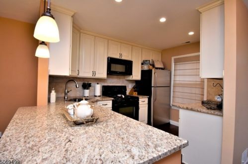 276 Gettysburg Way, Lincoln Park, NJ 07035-1833