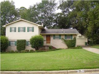 582 Moye Dr, Montgomery, AL 36109-4618