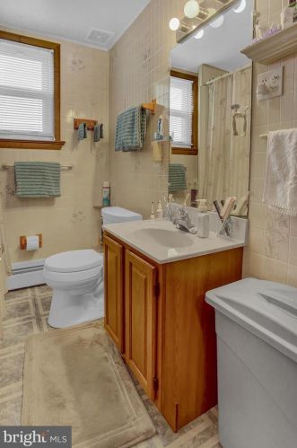 515 Spring Garden St, Carlisle PA  17013-2559 exterior