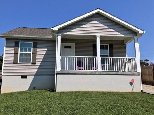 4516 Pleasant Ridge Rd, Knoxville, TN 37912-5835