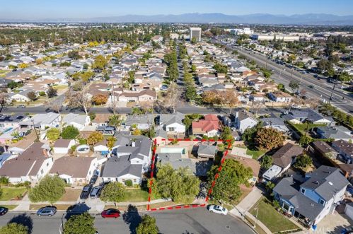 4035 Elsa St, Lakewood, CA 90712-3873