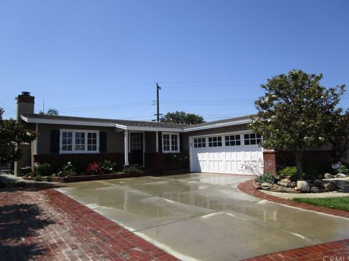 10825 Ramblewood Dr, Stanton, CA 90680-2133