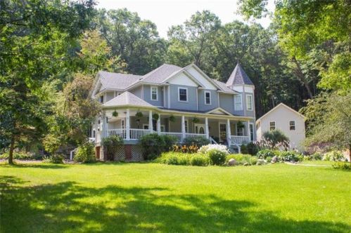 5953 Frase Ct, Brackett, WI 54742-9303