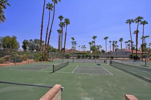 64 Sierra Madre Way, Rancho Mirage CA  92270-3933 exterior