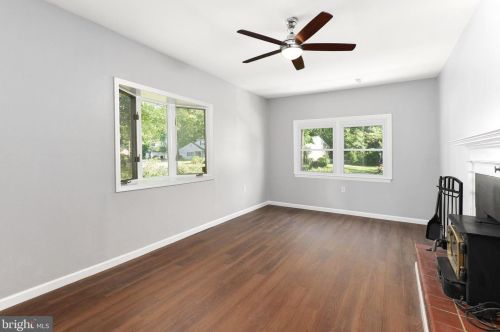 488 Fiddlers Grn, Dover DE  19904-4815 exterior