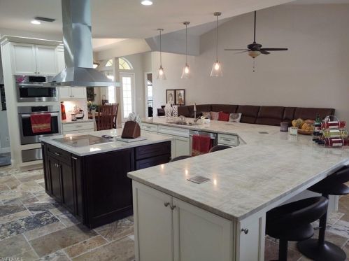 3779 Recreation Ln, Naples, FL 34116-7307