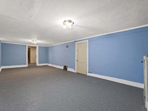 3051 52, Milwaukee WI 53219-4518 exterior