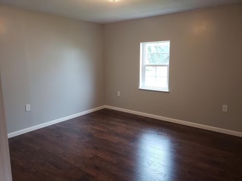 1105 Leesburg Ave, Washington Ch OH  43160-1257 exterior