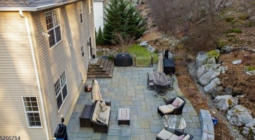 11 Cedar Ct, Hackettstown NJ  07840-2850 exterior