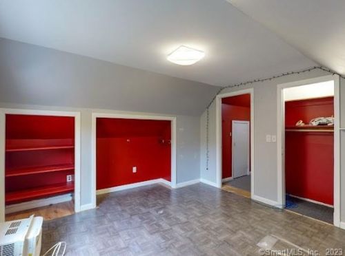 43 James St, Colchester CT  06415-1118 exterior