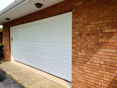 180 Lafayette St, London OH  43140-1162 exterior