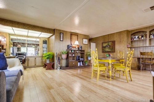 15613 Hawley Ct, El Cajon CA  exterior